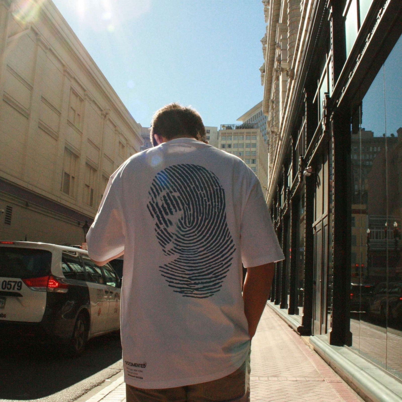 "Documented" T-Shirt - VOTYDivino