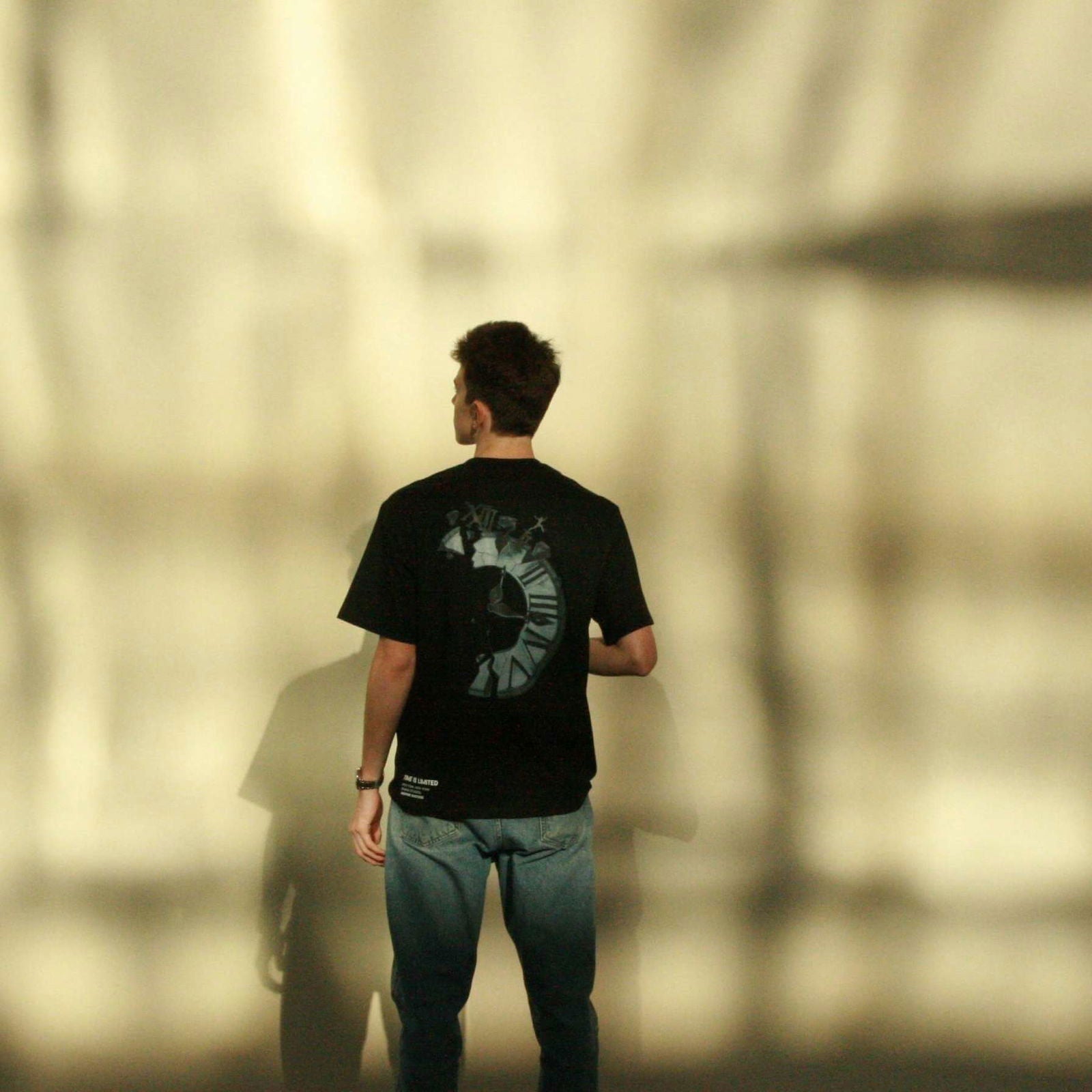 "Time Is Limited" T-Shirt - VOTYDivino