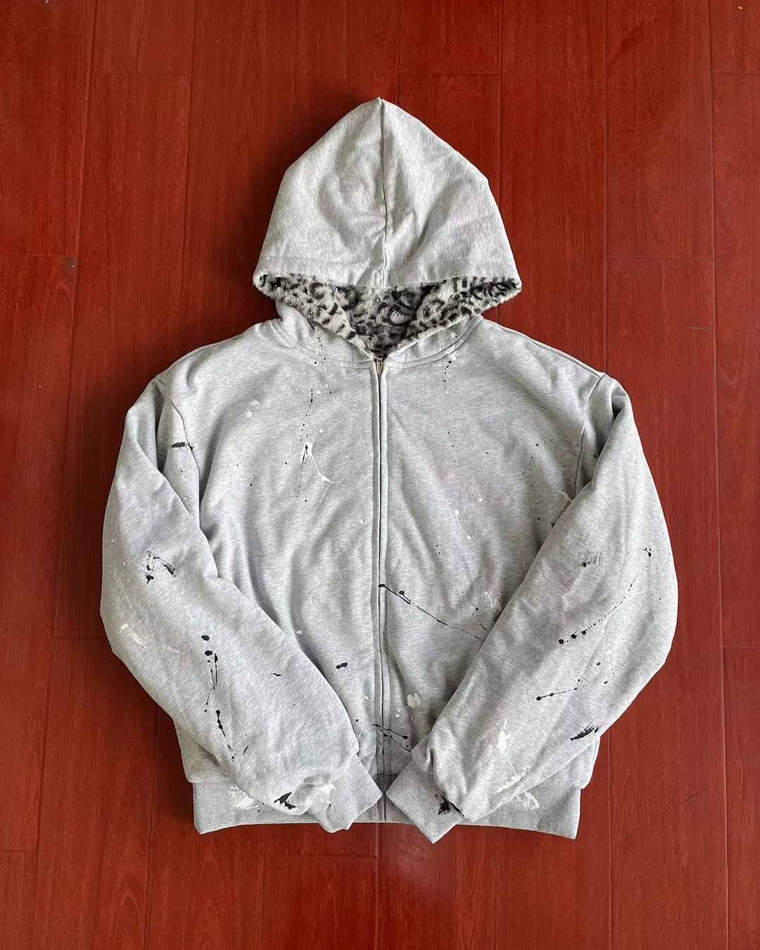 Ame Studios Returns with the “Painter’s Hoodie”: 1 Hoodie, 2 Vibes