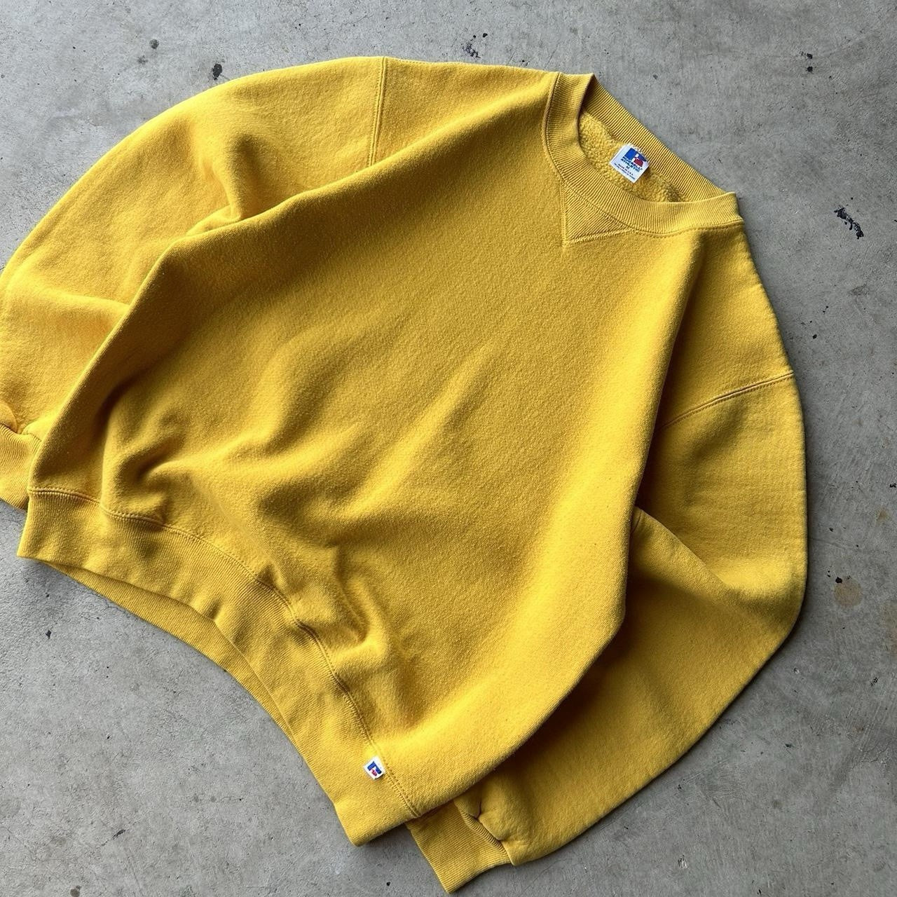 Vintage 80s Yellow Russell Athletic Crewneck Sweatshirt Made In USA Men’s Size M